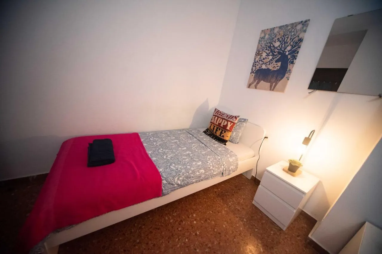 Eixample Private Rooms Barcellona 0*,  Spagna